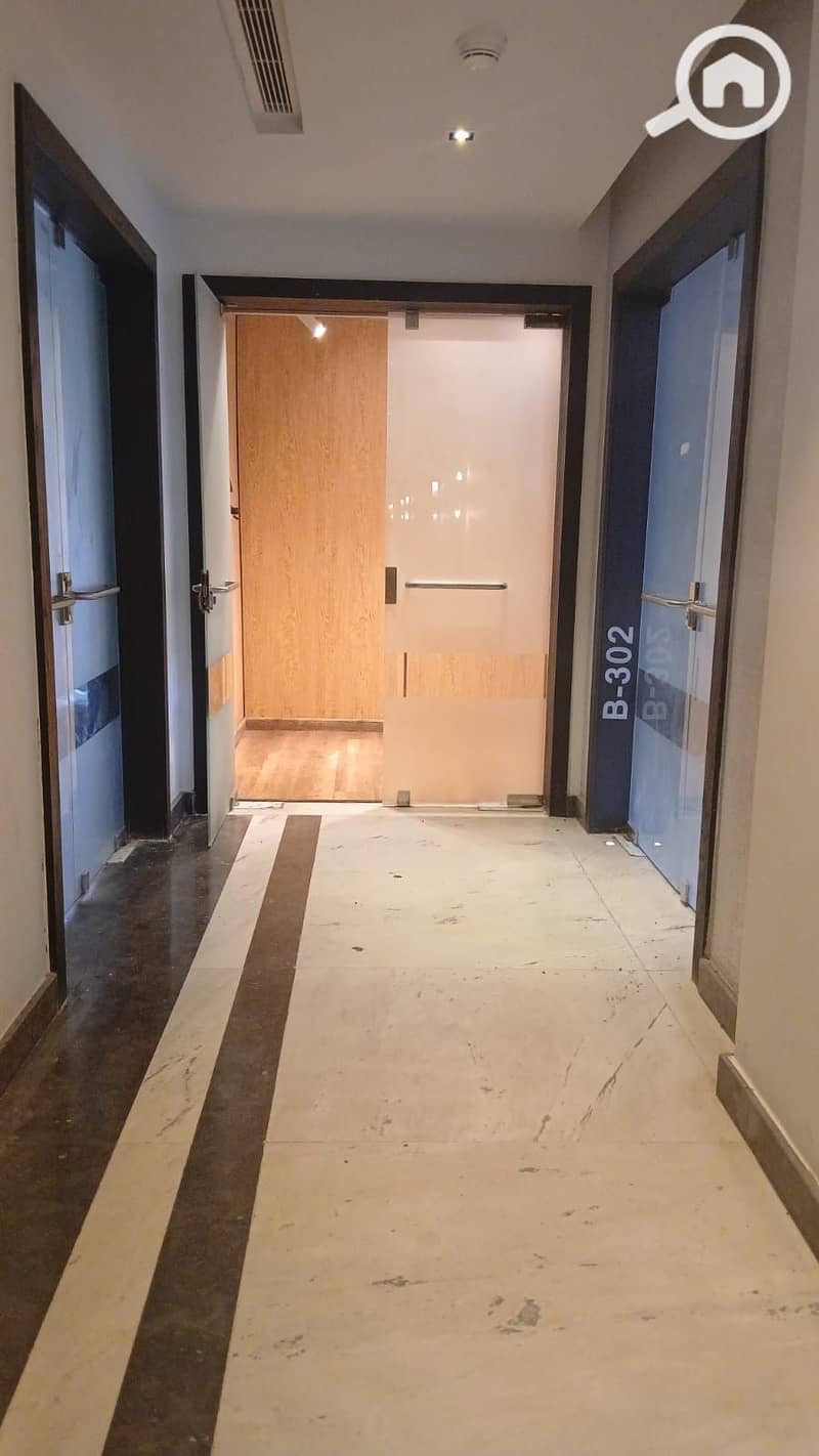 11 44075188-65f5-4ecc-b6f5-09c1439bea13. jpg