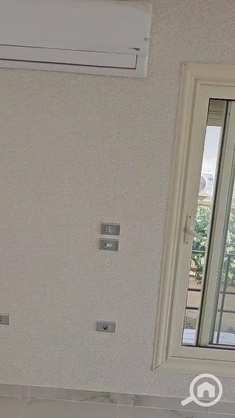 5 WhatsApp Image 2025-11-09 at 17.49. 11_9096cccf. jpg