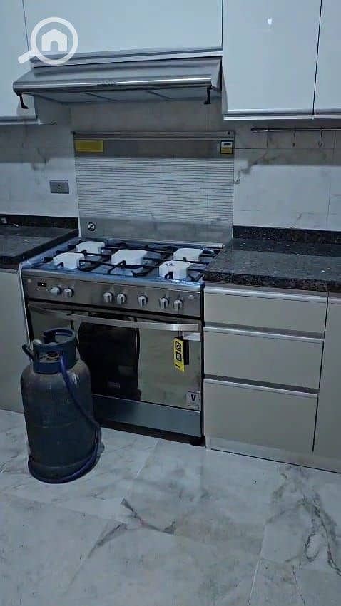 18 WhatsApp Image 2025-11-09 at 17.49. 16_3b188370. jpg