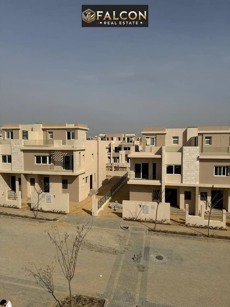 2 2c25fa01-8826-4d55-bc09-130b329a730b. jpg