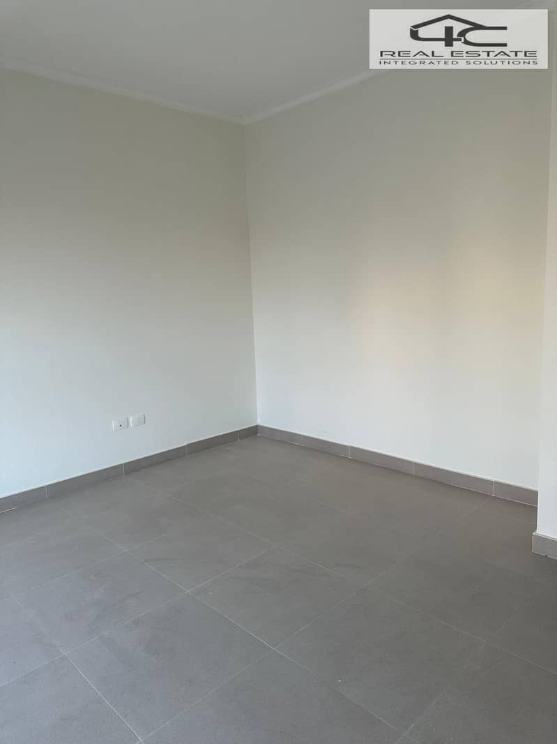 4 WhatsApp Image 2025-10-07 at 6.48. 33 PM (8). jpeg