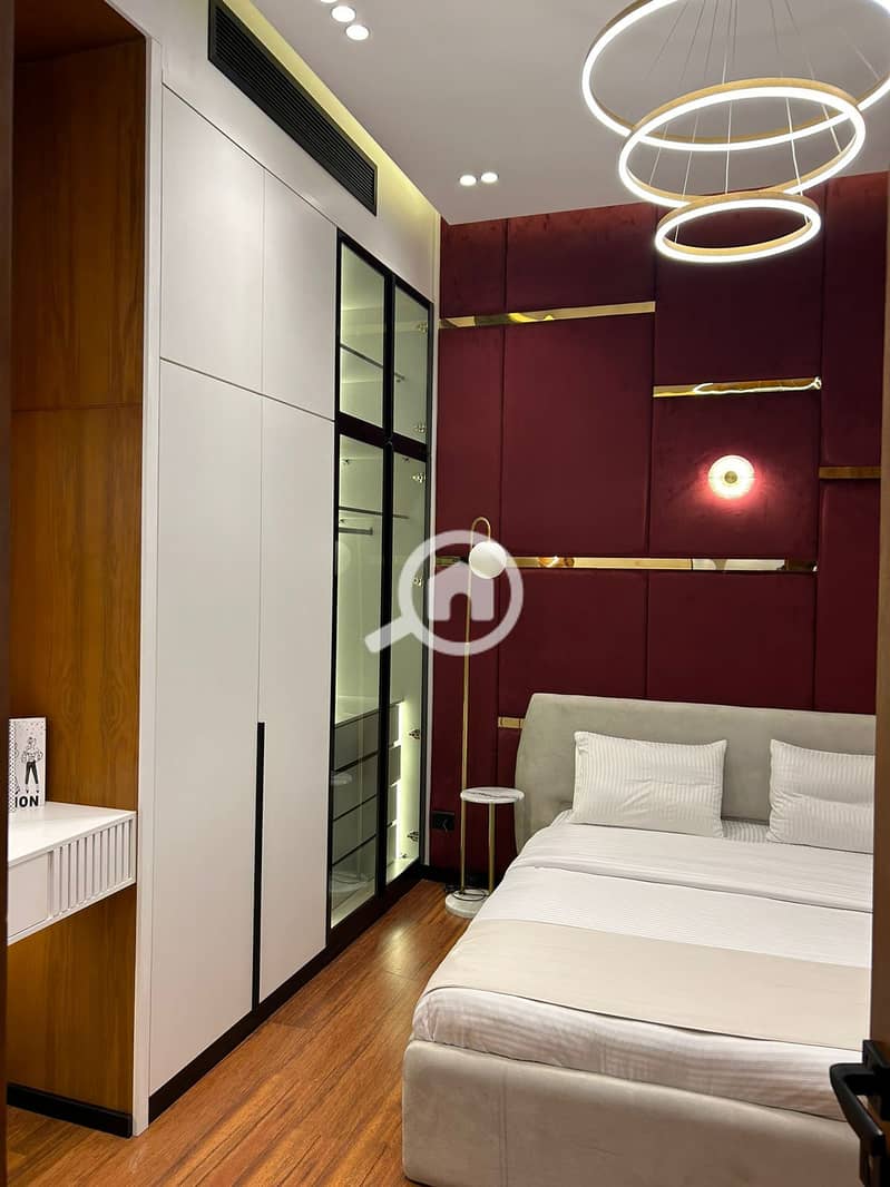 16 N12.20 Swan Lake (3). jpeg