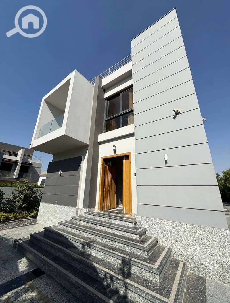 3 557008966_1589329502446385_6801129002788562190_n. jpg