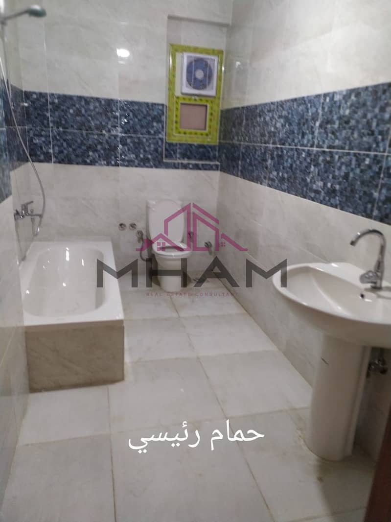 3 photo_5780836027357400065_y. jpg