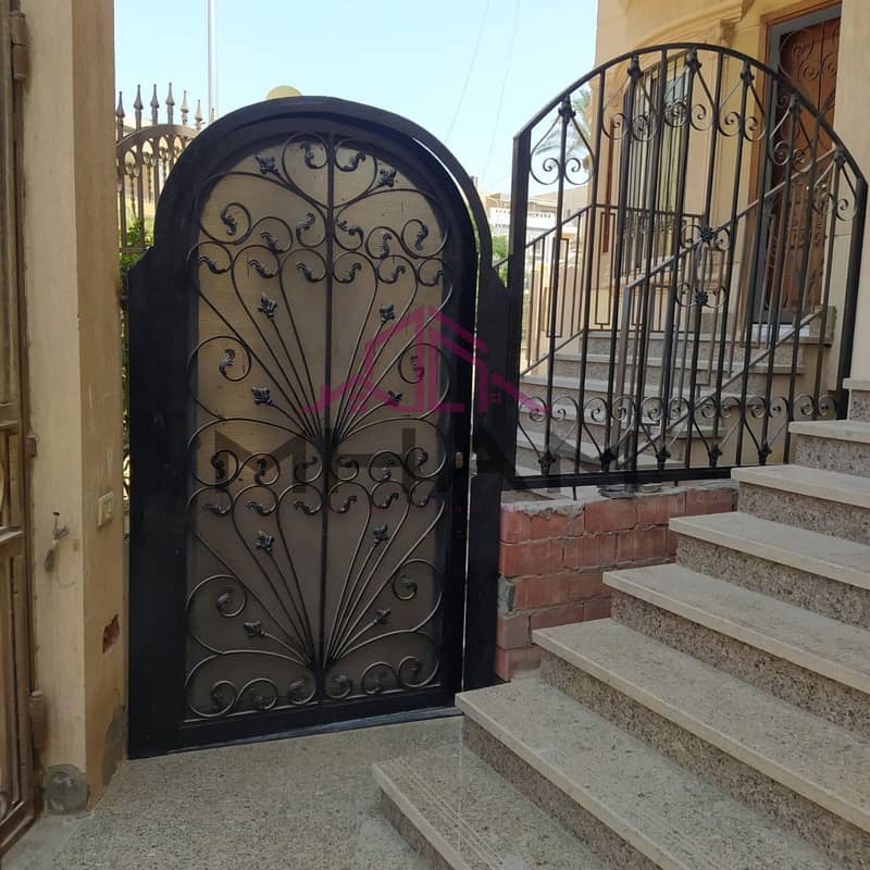 11 photo_5780836027357400074_y. jpg