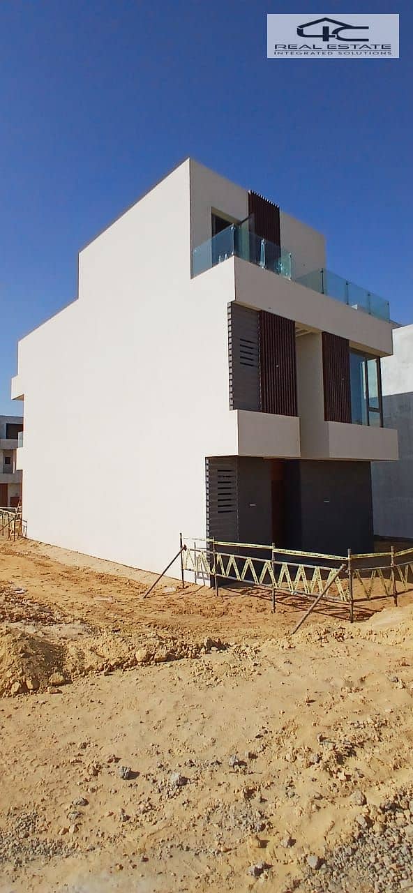 5 WhatsApp Image 2025-11-06 at 9.22. 22 AM (1). jpeg