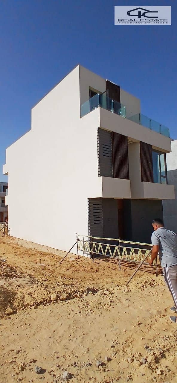 11 WhatsApp Image 2025-11-06 at 9.22. 24 AM. jpeg