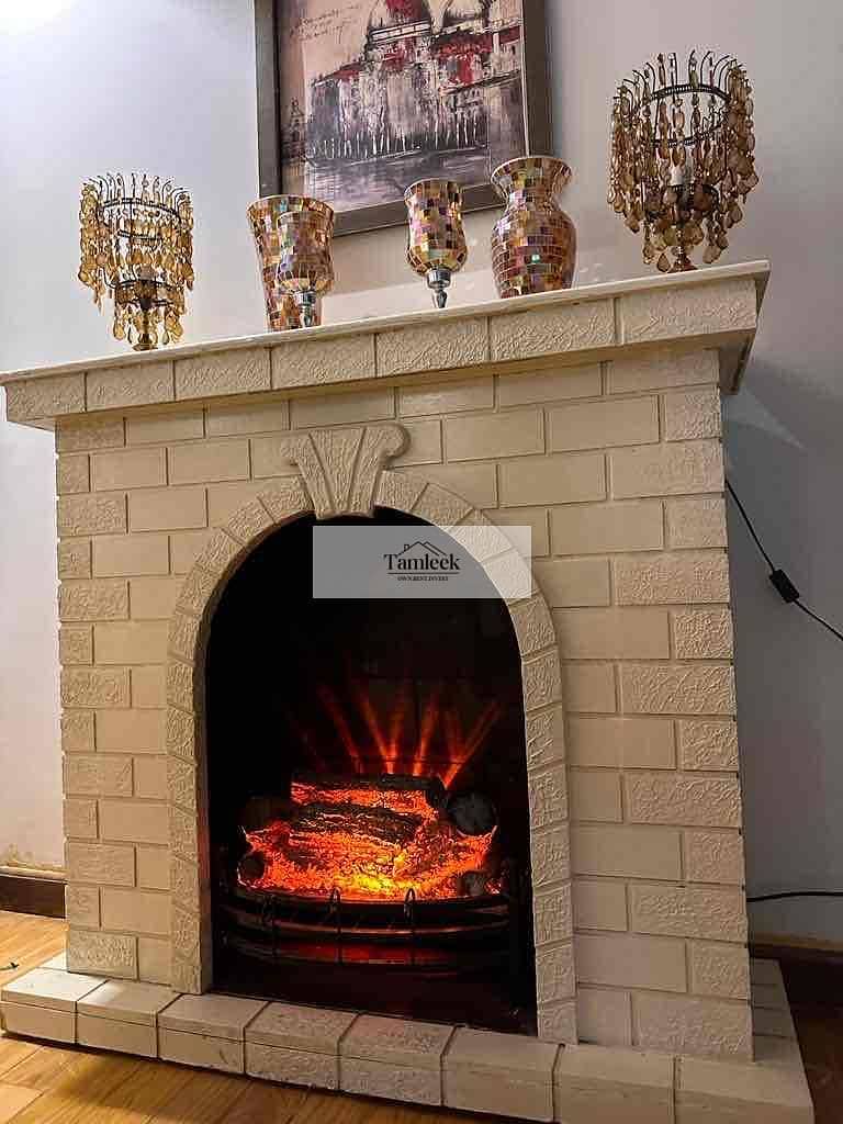 2 808a35ce-a764-476b-b5dd-a2e12c243a17. jpg