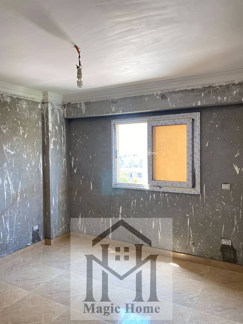 6 e94fdcc2-95a0-4627-b95c-b74af0b3bfdd. jpeg