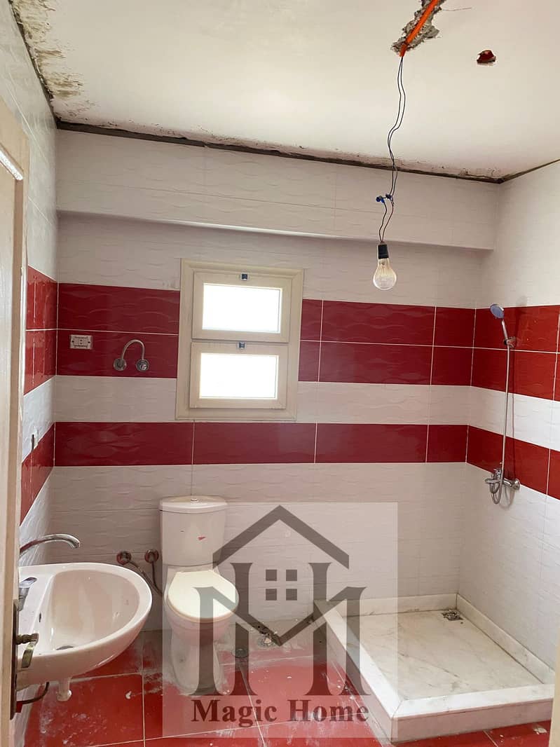 8 42b44579-26e2-4bc1-8129-b37e074c54c6. jpeg