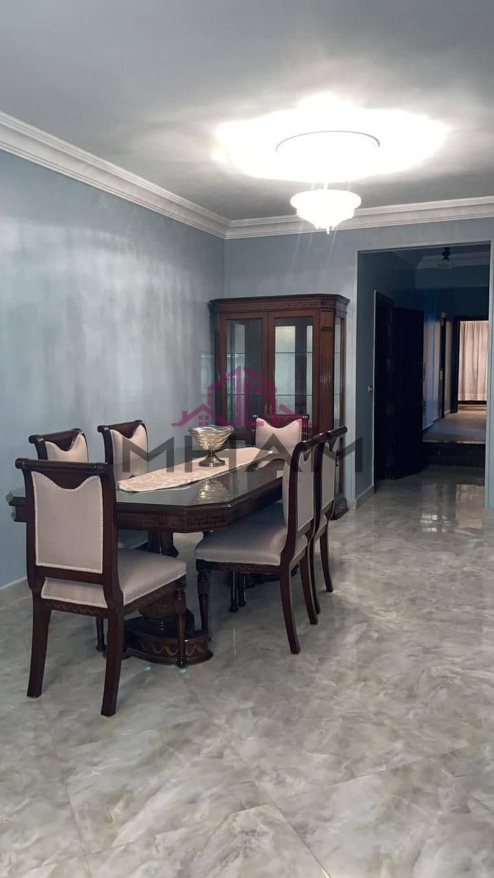 12 photo_5789884896384846787_y. jpg