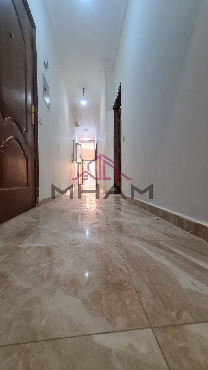 10 photo_5803319420942748479_y. jpg