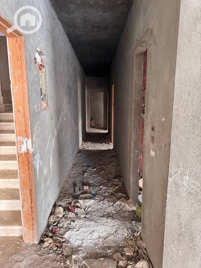 2 6922241b-9e9d-4691-9682-53ab980eb899. jpeg