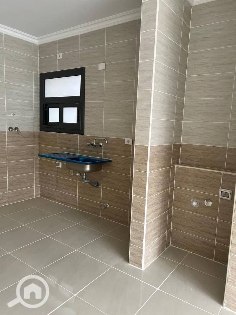 5 WhatsApp Image 2025-11-04 at 3.48. 54 PM. jpeg