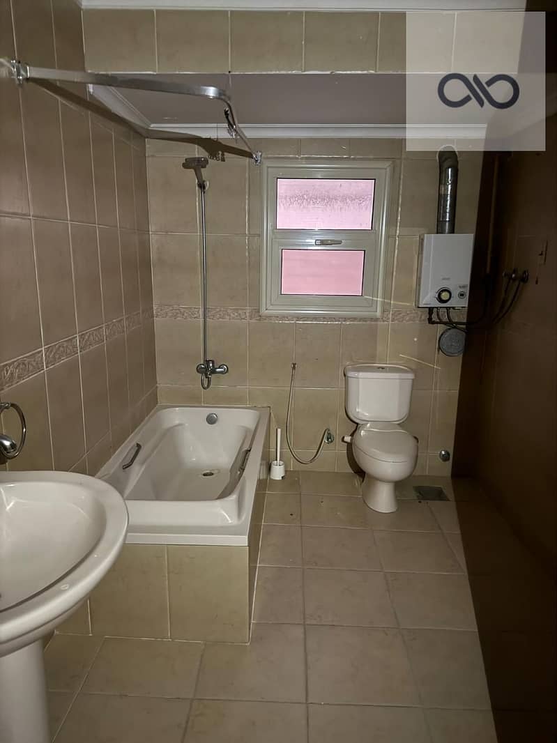 7 WhatsApp Image 2025-11-09 at 6.29. 47 PM. jpeg