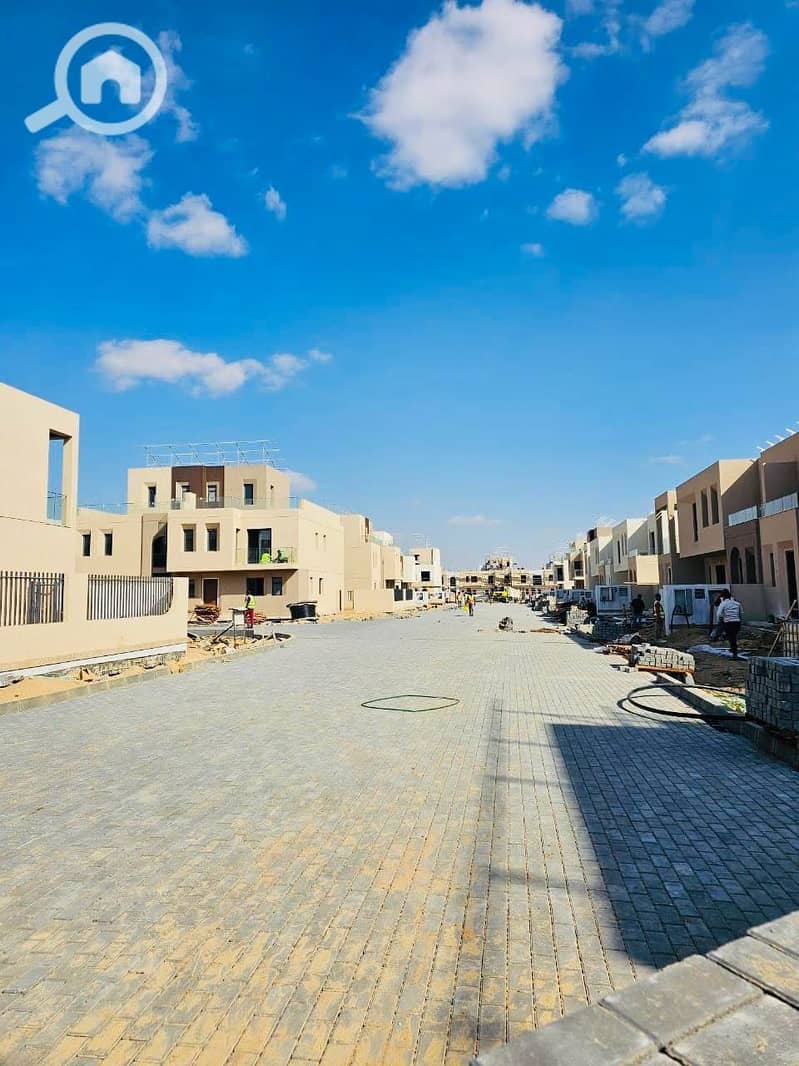 2 WhatsApp Image 2025-11-09 at 20.46. 16 (1). jpeg