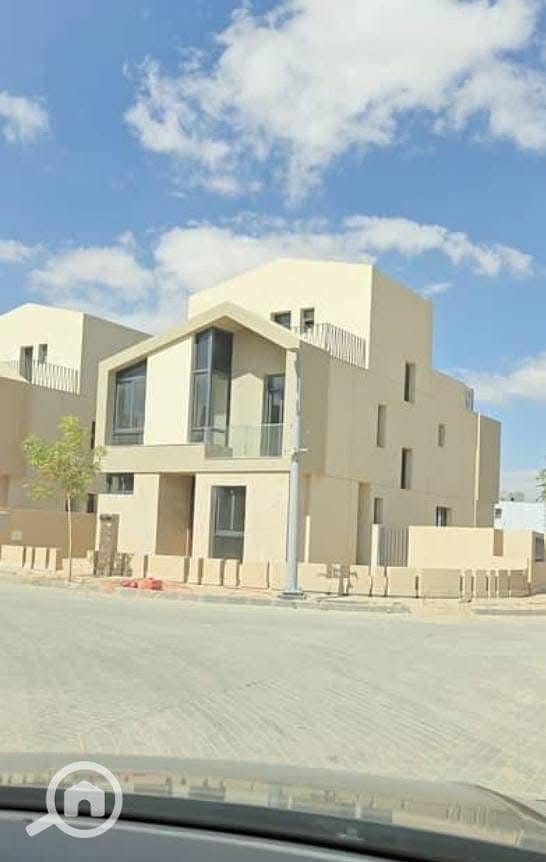 3 WhatsApp Image 2025-11-09 at 20.46. 17. jpeg