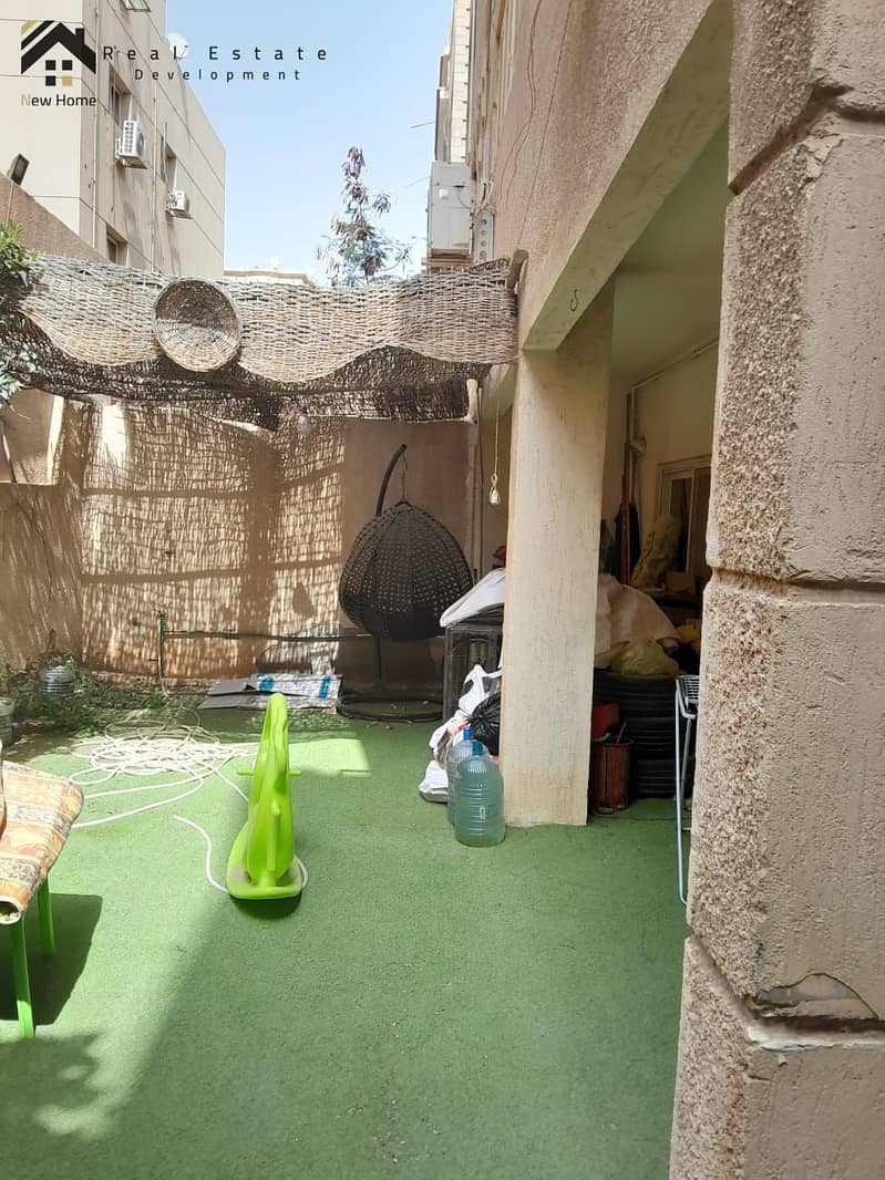 8 WhatsApp Image 2025-11-07 at 23.43. 55_b57d6bbf. jpg