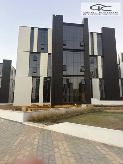 Office for Sale in New Cairo, Cairo - WhatsApp Image 2025-05-28 at 12.42. 31 PM. jpeg Office for Sale in New Cairo, Cairo - WhatsApp Image 2025-05-28 at 12.42. 31 PM. jpeg