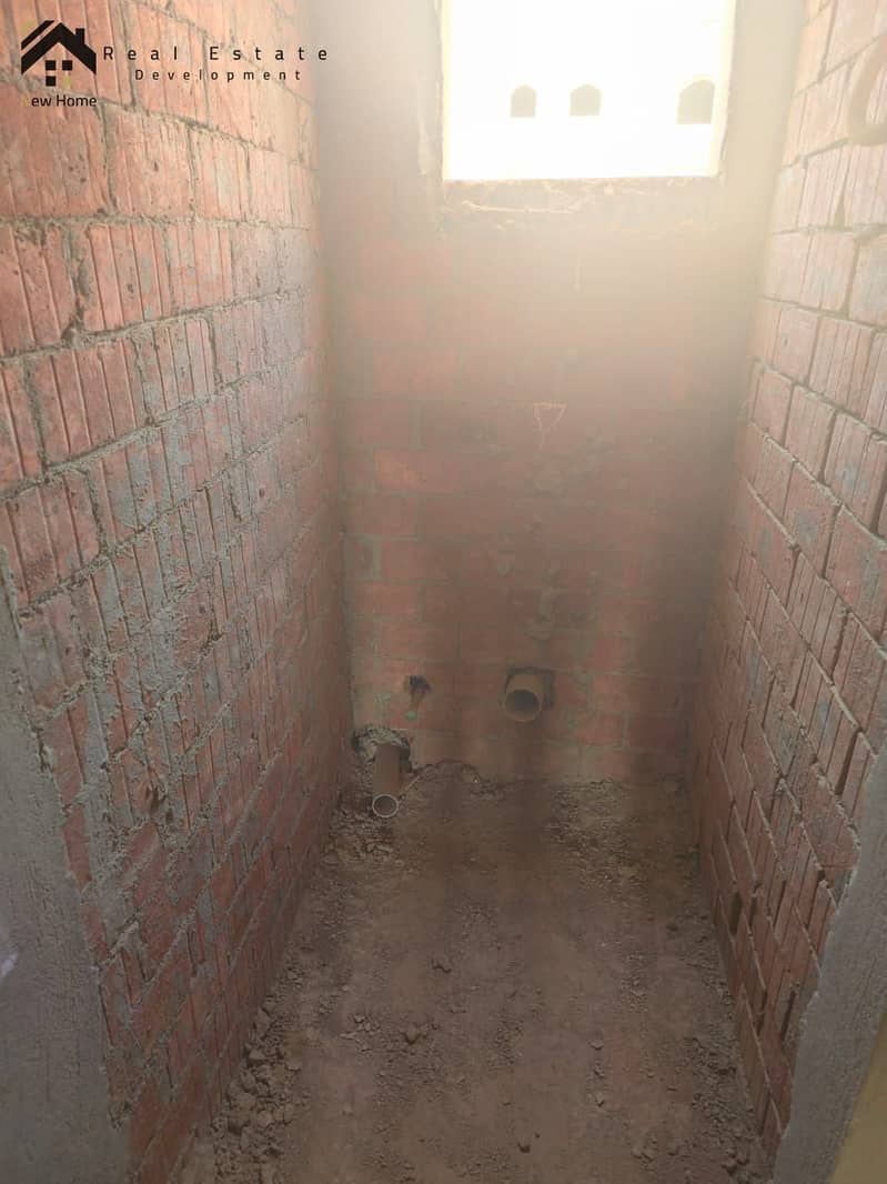 4 WhatsApp Image 2025-11-09 at 11.27. 09_5d0f359b. jpg