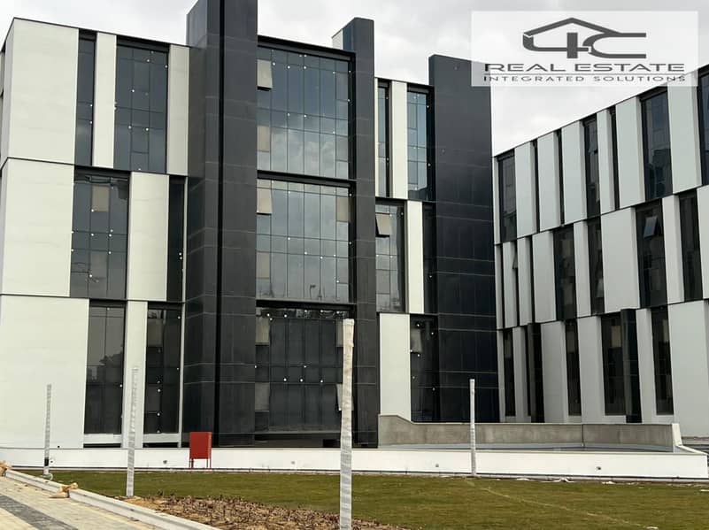 4 WhatsApp Image 2023-12-27 at 1.43. 58 PM. jpeg