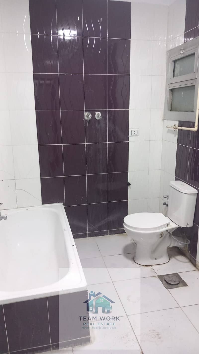 5 3711edfa-b079-4039-a49d-52c2f5b082ed. jpg