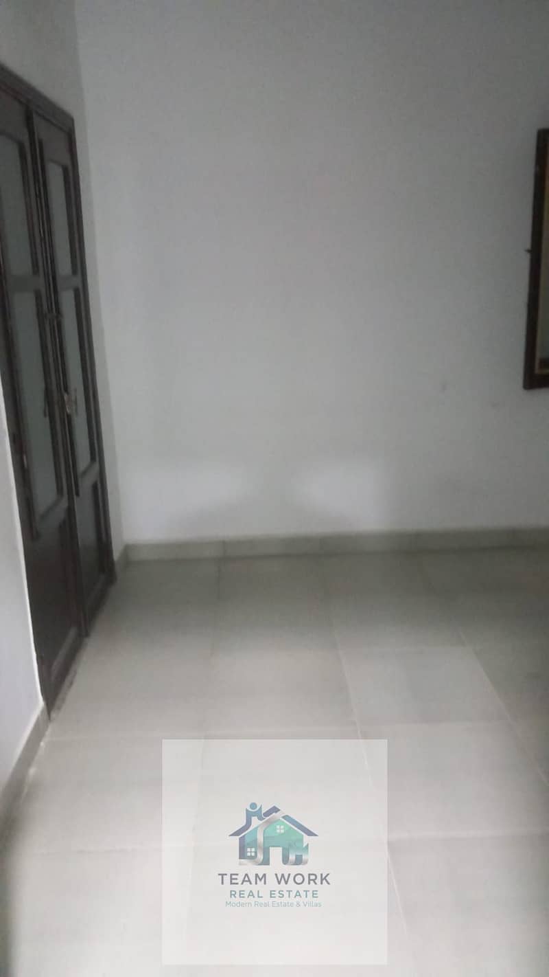 8 4841fd24-3602-4d15-a206-6d84196c6395. jpg