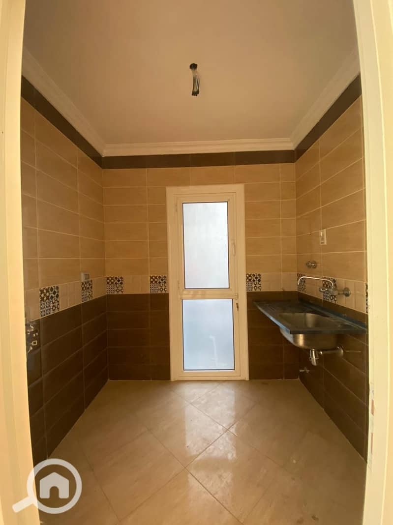 4 WhatsApp Image 2025-11-09 at 9.45. 06 PM. jpeg