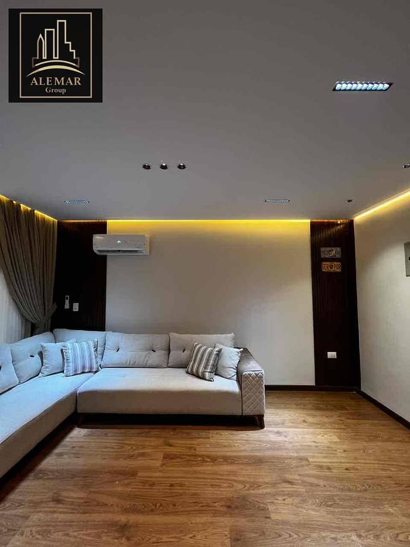 2 915664d3-e75b-4241-b357-80397297c67d. jpg