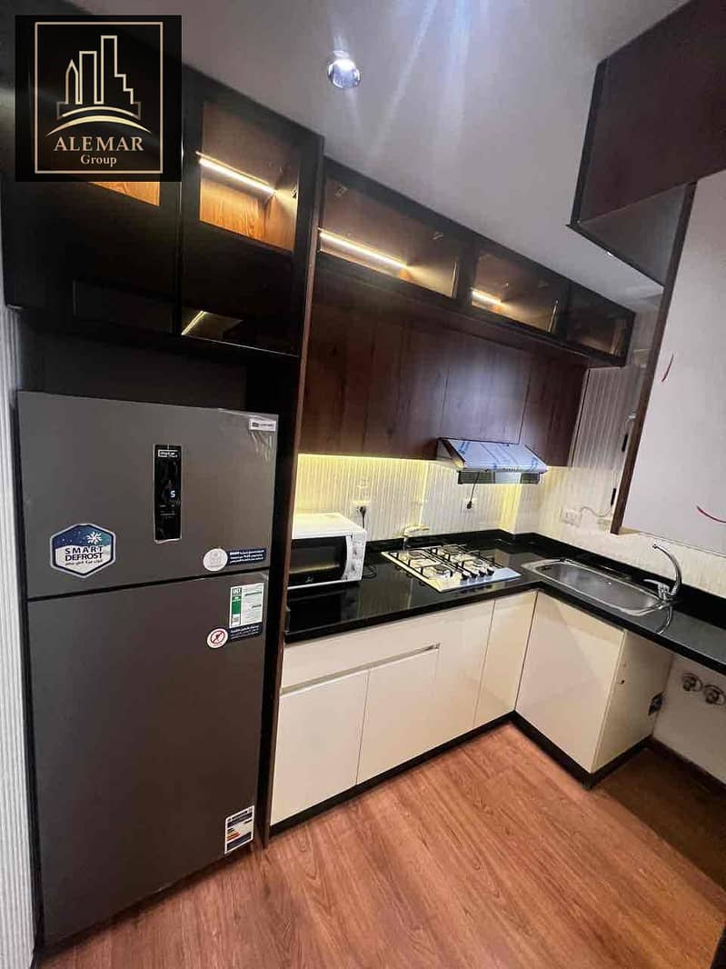 15 2f1ca11d-76d3-46b6-b086-a22371484481. jpg