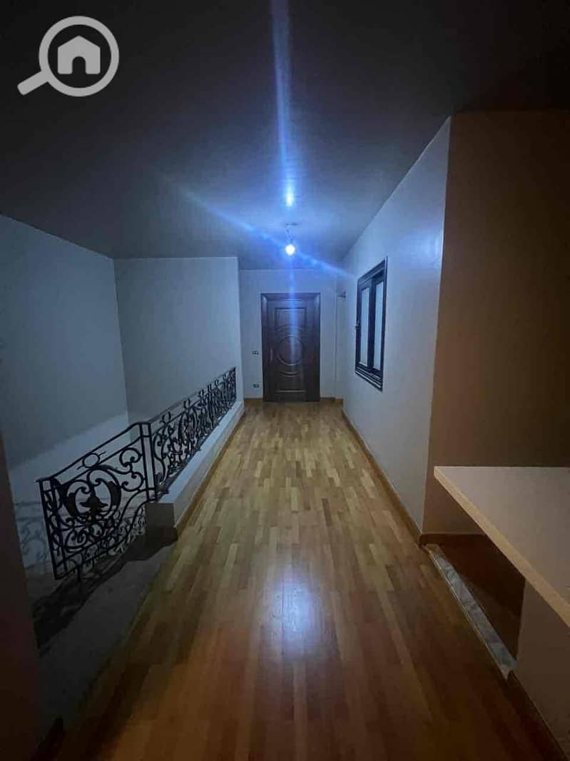 13 25d375ec-07fe-4ffa-9ba7-4736fc7391ea. jpg