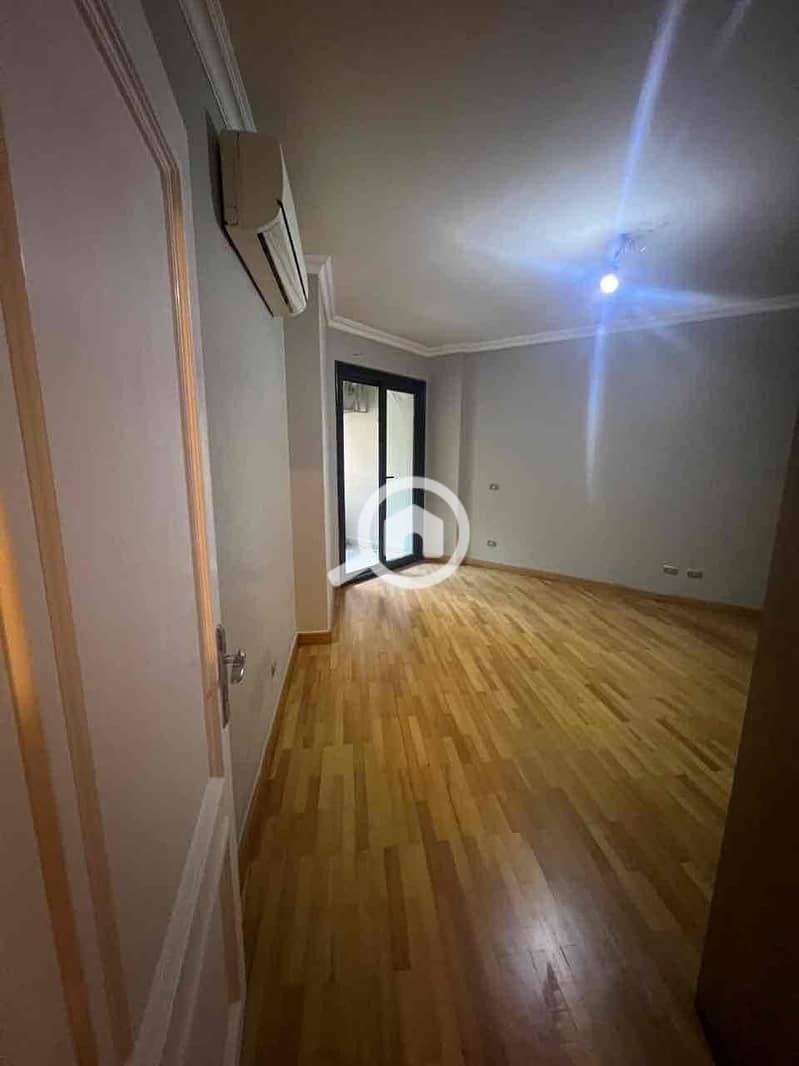 16 394b3952-9bf3-4f44-95e7-7c312be885ec. jpg