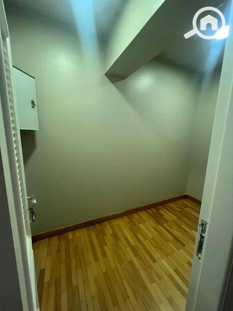 17 0e0f4137-1e73-452f-8da7-160db774df5c. jpg