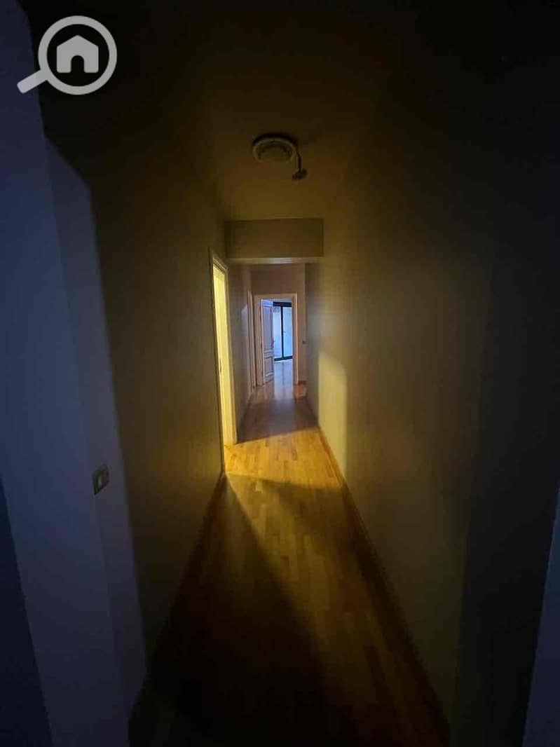 18 f163c097-b858-4641-afa1-3a0601501790. jpg