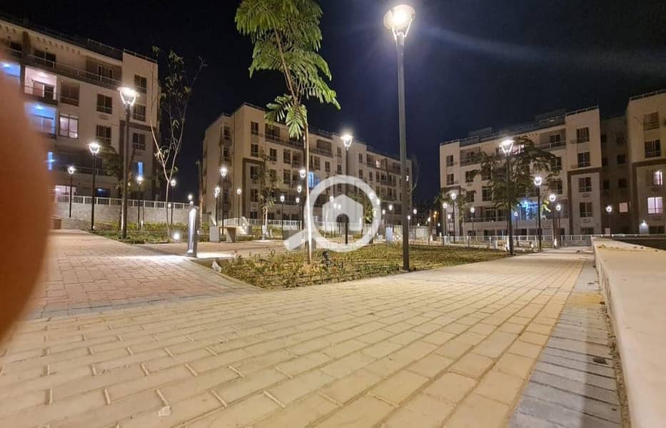 3 6a052cf9-eddd-4532-b169-f344be26c39b. jpg