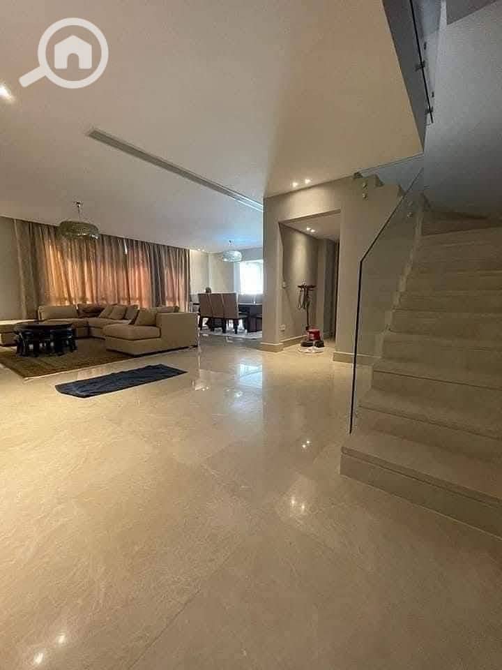 7 552842355_2532502550462090_8839101294674130348_n. jpg