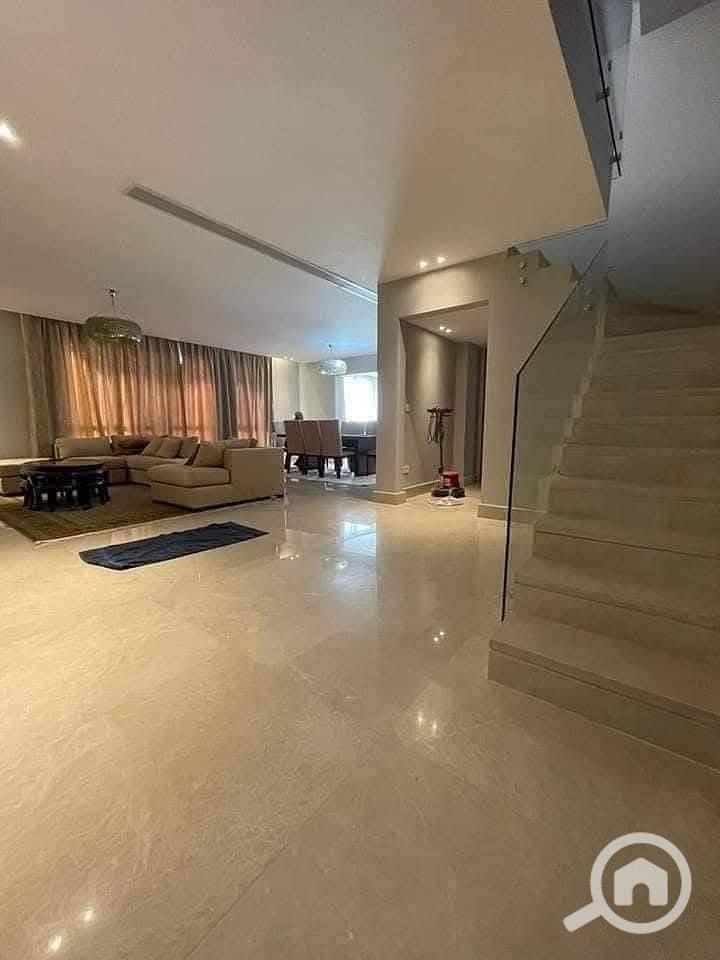 8 552842355_2532502550462090_8839101294674130348_n. jpg