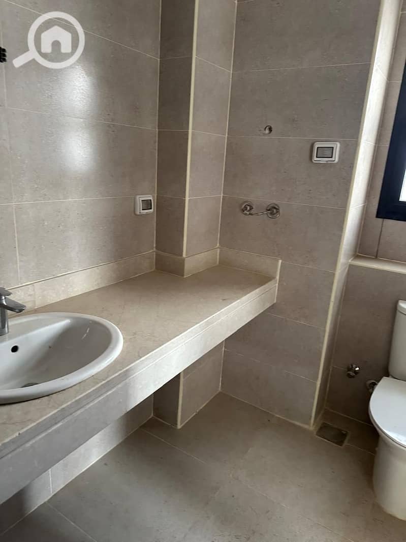 5 WhatsApp Image 2025-11-09 at 1.38. 37 PM. jpeg