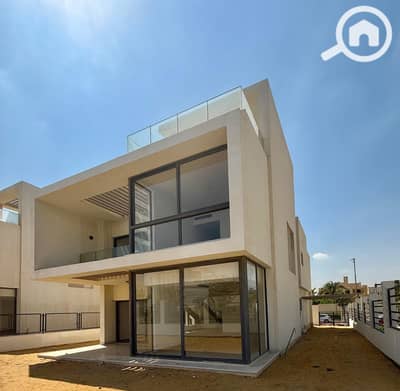 5 Bedroom Villa for Sale in New Cairo, Cairo - WhatsApp Image 2025-09-29 at 3.06. 06 AM (2). jpeg 5 Bedroom Villa for Sale in New Cairo, Cairo - WhatsApp Image 2025-09-29 at 3.06. 06 AM (2). jpeg