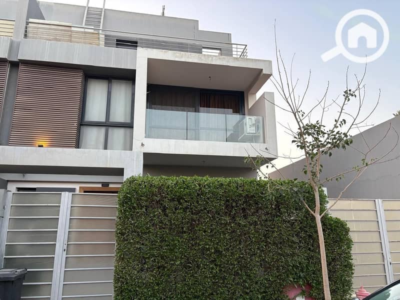 6 527696336_1317125223368060_6290190339057136305_n. jpg