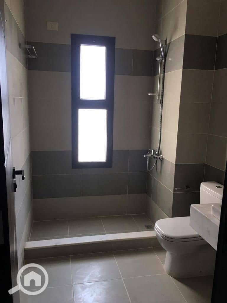 3 6f955708-0b58-4546-9cf9-e903da76befa. jpg