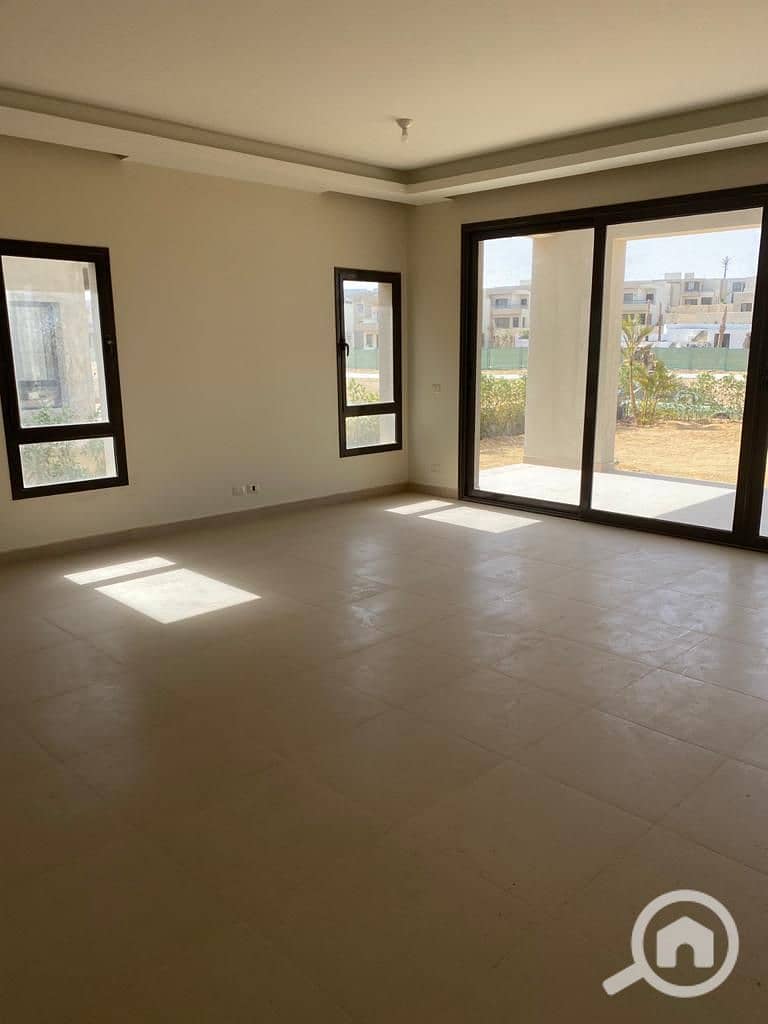 4 19c14dc0-e3da-4619-9c39-79a5999e3870. jpg