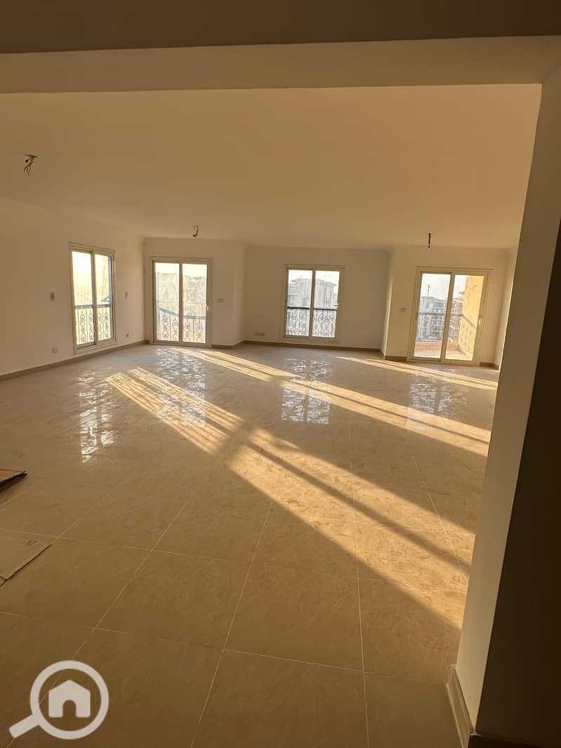 2 a1f0bc6d-a352-495a-bd95-7e01f7591c64. jpeg