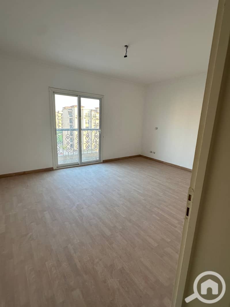 3 06dff71e-dcf3-4888-82c5-08499b37755f. jpeg