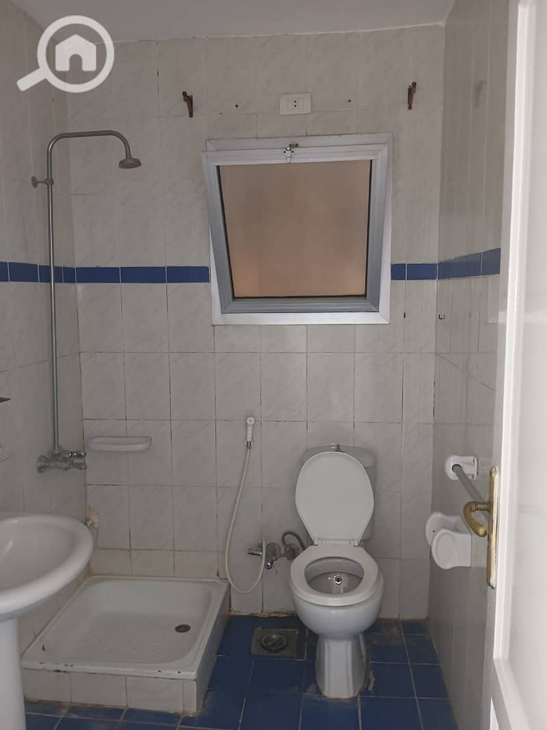 7 9266c8f9-789b-4439-a241-0406798b6f57. jpeg