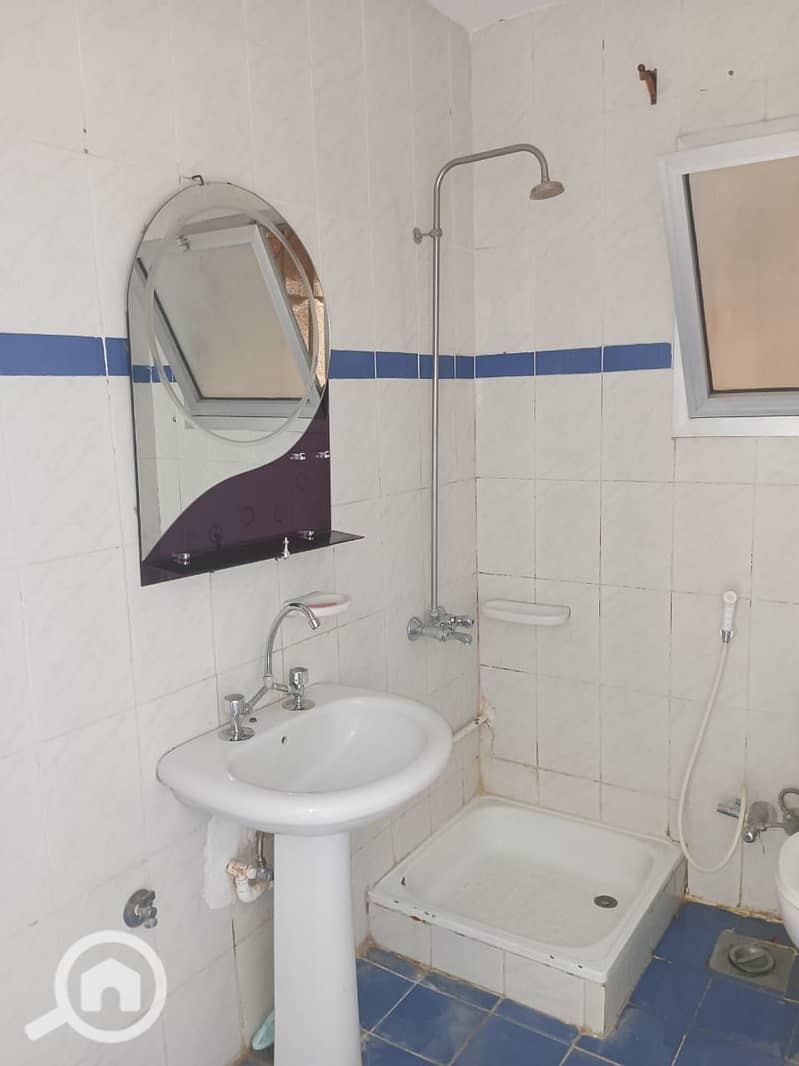 8 c9181a42-6226-4159-8706-1d0ce23828f0. jpeg