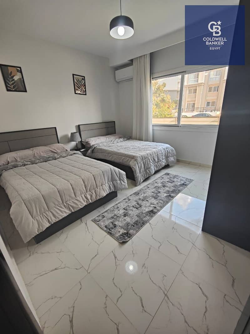 4 024d0ab7-407e-4b0e-b3b0-7c3a74569c2d. jpeg