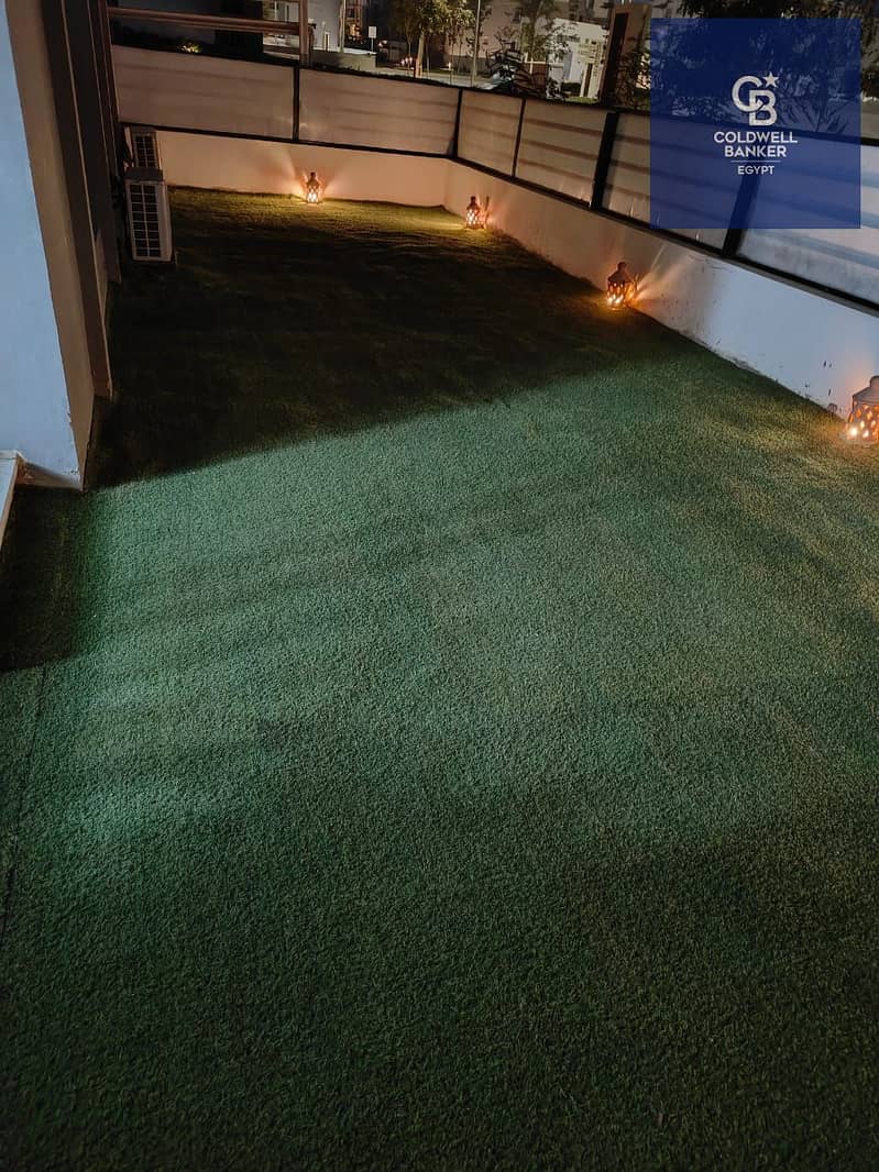 15 28b10caf-ec30-4948-881b-f19ae8dc1fcf. jpeg