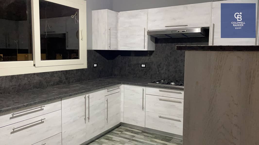 4 b9fd90a8-26ee-4fe4-a168-2a9a807e2654. jpeg