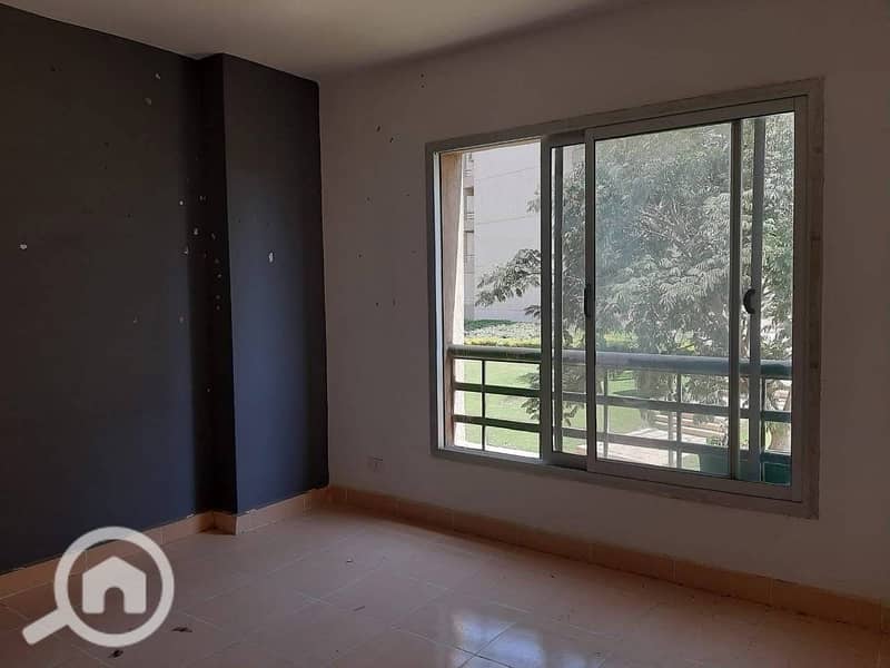 5 fc77eea9-9933-455f-8e93-ed8f9a49d89f. jpeg